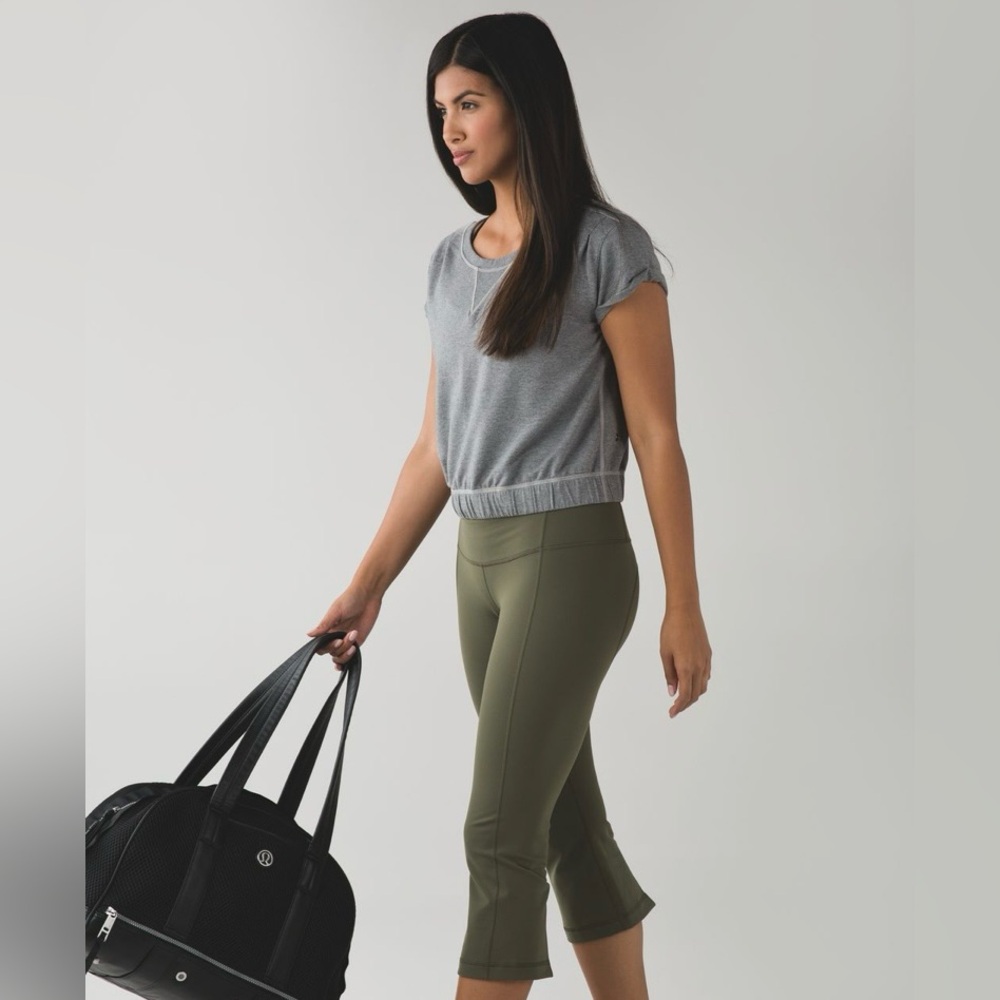 Lululemon Gather & Crow Crop II